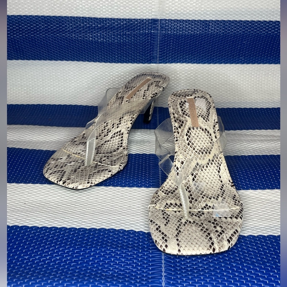 🎉✨ BCBGeneration Tabina Snakeskin-Embossed Faux Leather Sandals Women’s Size 9.5